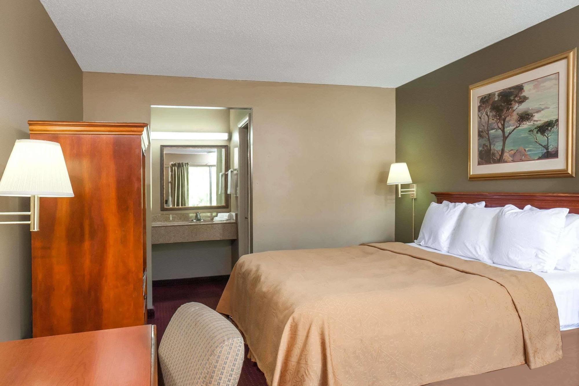 Knights Inn Lebanon Bagian luar foto