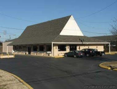 Knights Inn Lebanon Bagian luar foto